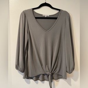 Olive 3/4 sleeve blouse.